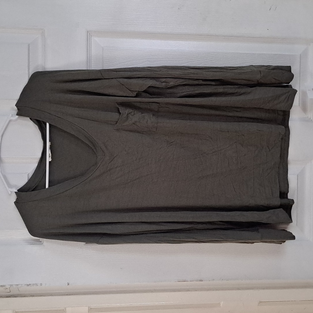 Ava Lane Boutique Large Top